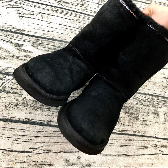 UGG⚡️Authentic Black Sherpa Suede Boots_7/7.5 - Picture 4 of 10